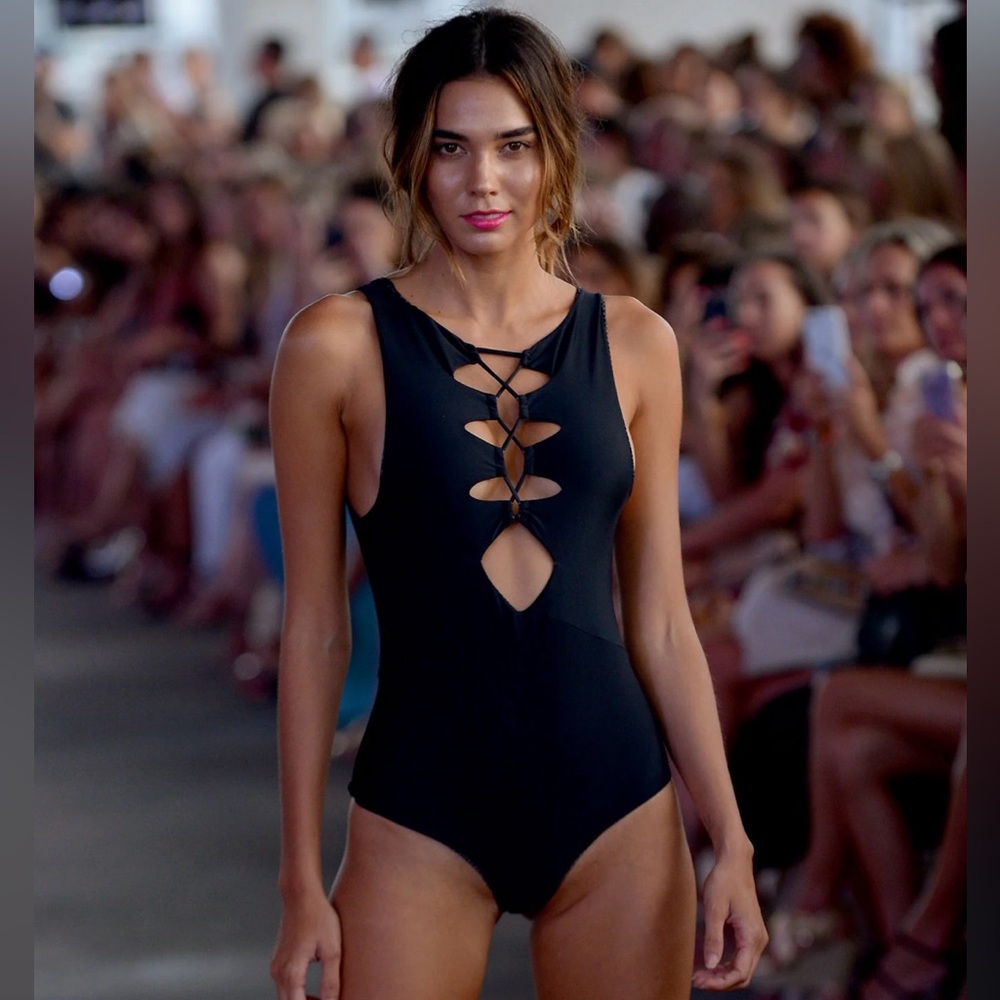 Acacia Swimwear Onyx